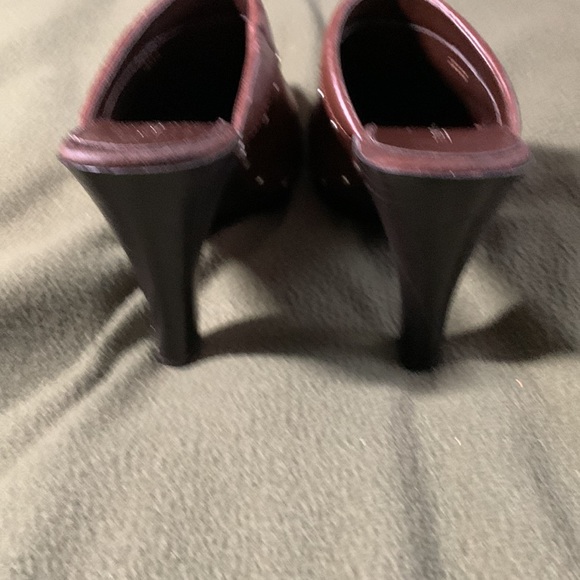 Fioni brown, heeled clogs.  Silver metal studs.  Size 8. - Picture 3 of 5